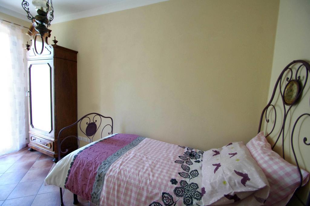 Agriturismo Mulino Del Castello Nasino Kamer foto