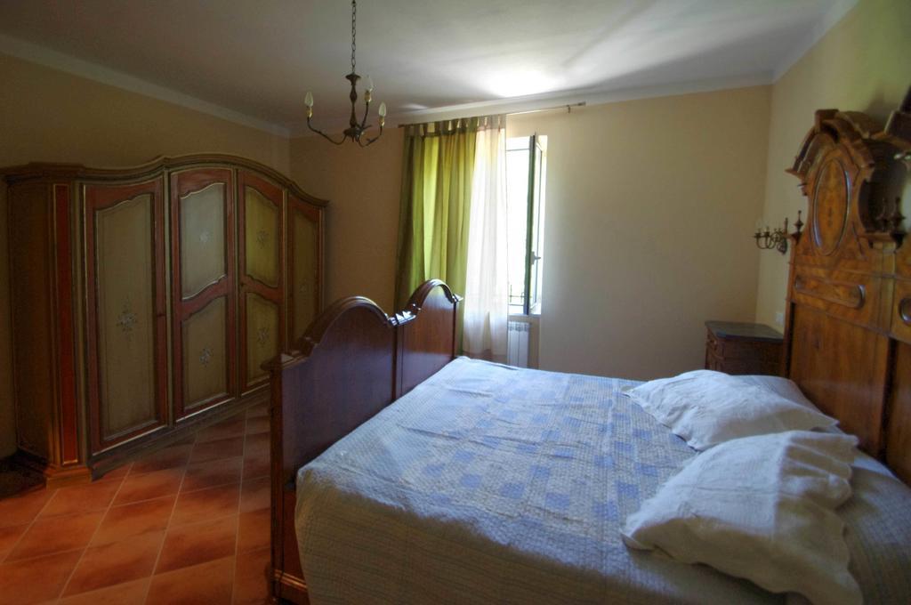Agriturismo Mulino Del Castello Nasino Kamer foto